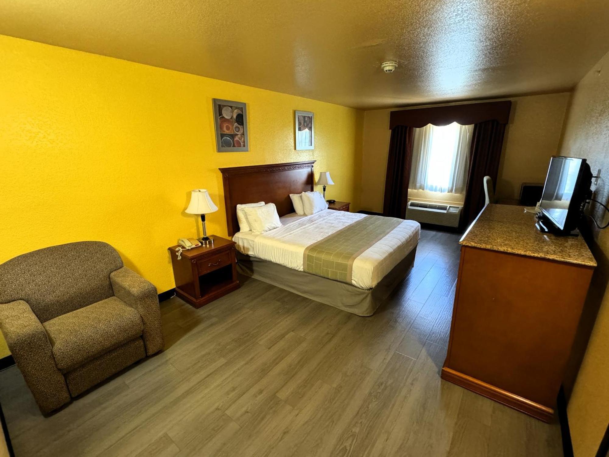 Quality Inn & Suites Mcalester On Hwy 69 & Us 75 מראה חיצוני תמונה