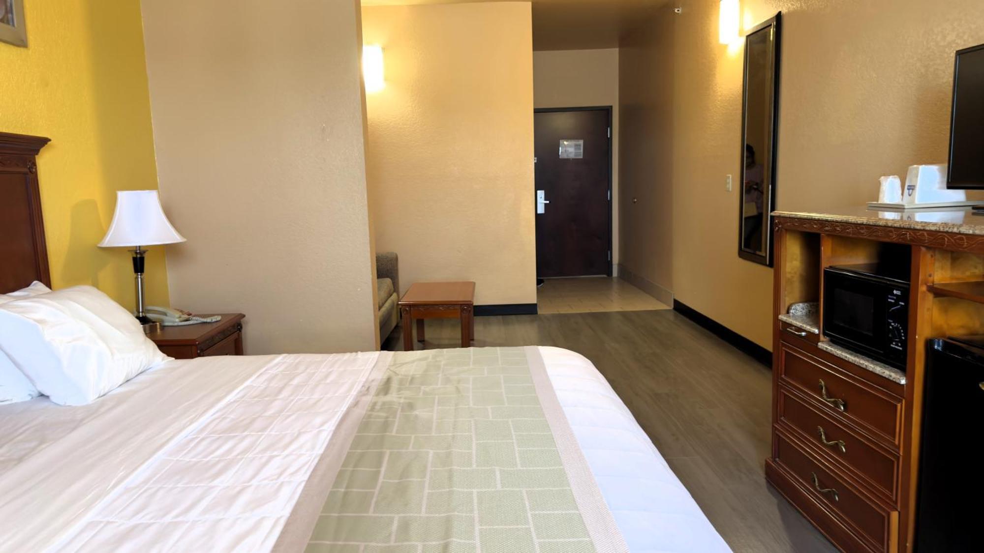 Quality Inn & Suites Mcalester On Hwy 69 & Us 75 מראה חיצוני תמונה
