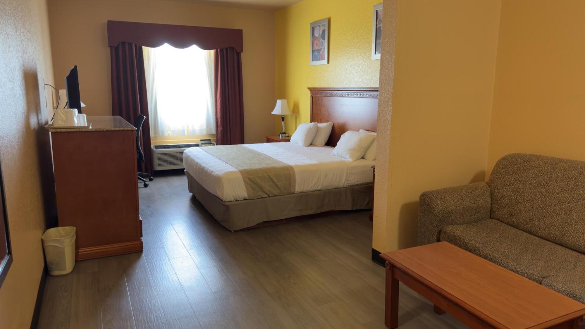 Quality Inn & Suites Mcalester On Hwy 69 & Us 75 מראה חיצוני תמונה